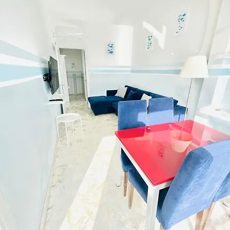 Sunset 16 - Fronte Mare 公寓 *